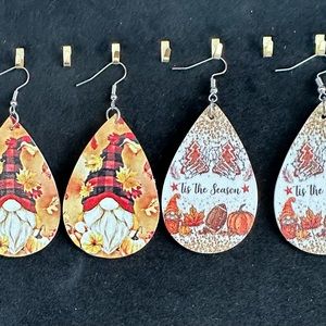 2 Pairs of Fall Earrings.